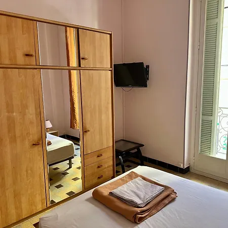 Maison, Centre Ville, Proche Commerce Appartement *