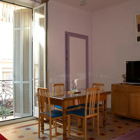 Maison, Centre Ville, Proche Commerce