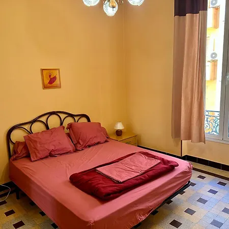 Maison, Centre Ville, Proche Commerce Apartment *