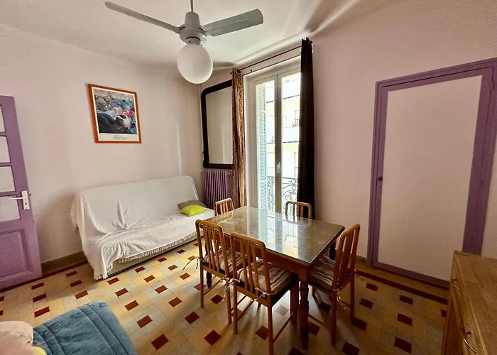 Maison, Centre Ville, Proche Commerce * Μεντόν