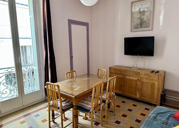 Maison, Centre Ville, Proche Commerce מנטון